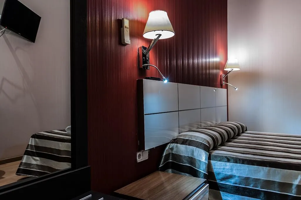 Hotel Hostal Bcn 46 Barcelona 2*,